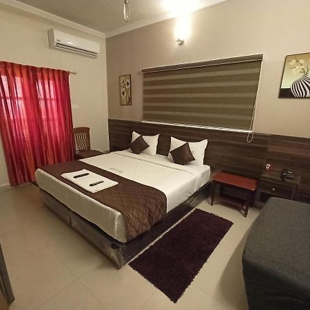 Hotel I-Way Residency Perungudi Ченнаи Экстерьер фото
